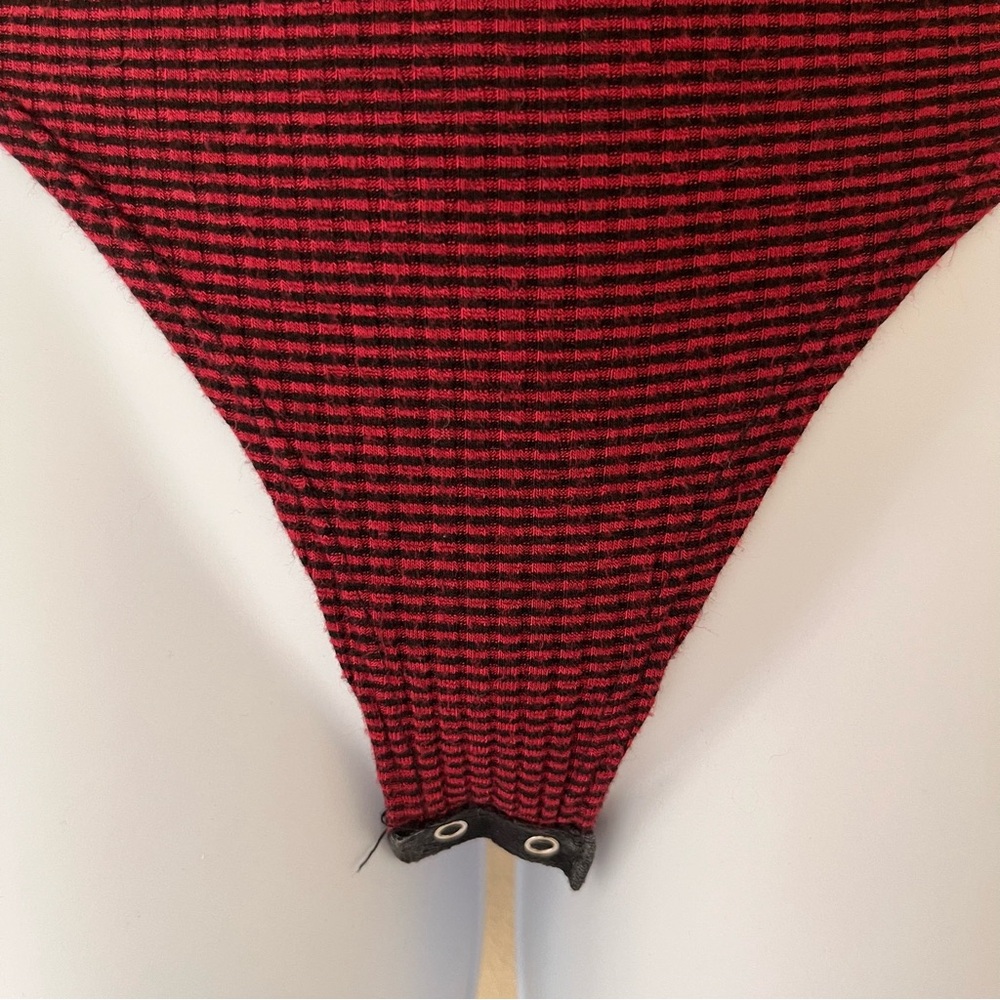 Windsor Vintage Y2K Henley Bodysuit Small Hooded Grunge Indie 90s Burgundy - Picture 4 of 10
